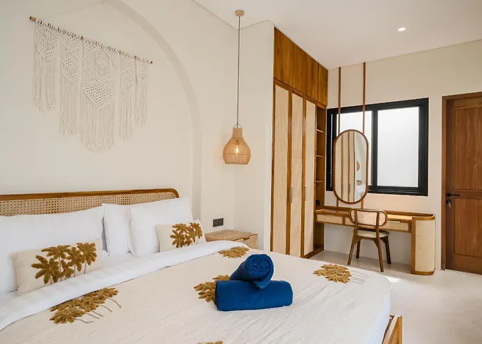 Villa La Tropical Uluwatu, Bingin *